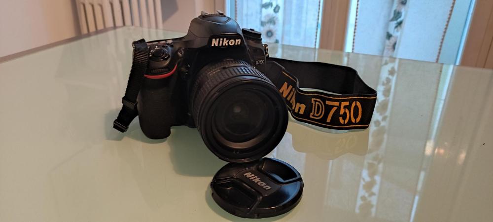 Nikon D750 full frame - kit completo di 3 obiettivi e accessori - Usato ...