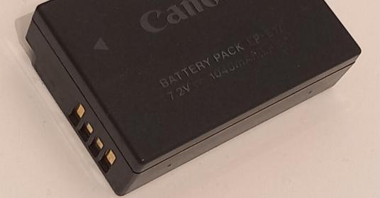 Vendo batteria originale Canon per EOS 750D e simili