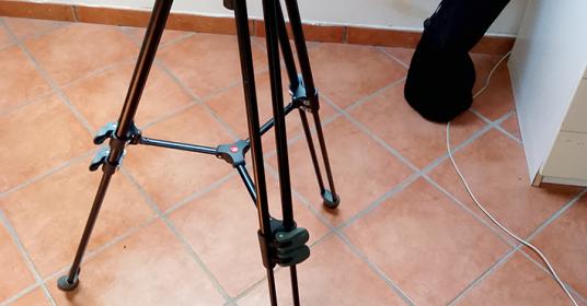Treppiede  professionale per video Manfrotto 701 hdv  con borsa